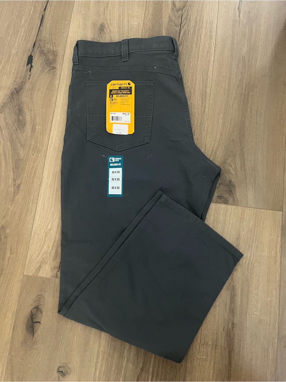 NWT Carhartt Straight-Leg Men's Cargo Pants in Dark Gray